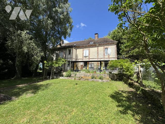 Maison 6 pièces 220 m² · à Livarot-Pays-d'Auge · 220 m² · 428 500 €