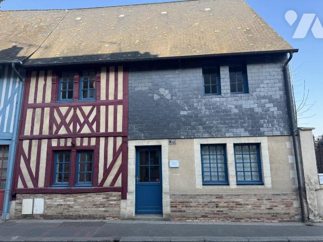 Maison 5 pièces 105 m² · à Pont-l'Évêque · 105 m² · 250 000 €