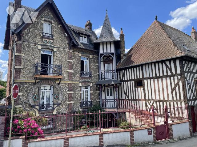 Maison 94 m² · à Lisieux · 94 m² · 190 000 €