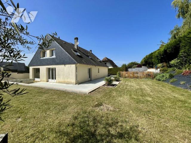 Maison 7 pièces 158 m² · à Cambremer · 158 m² · 369 500 €