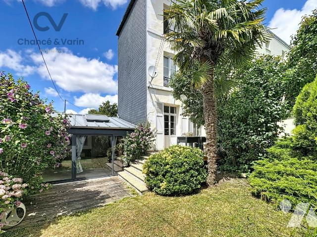 Maison 5 pièces 120 m² · à Lisieux · 120 m² · 285 000 €