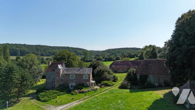 Maison 6 pièces 162 m² · à Livarot-Pays-d'Auge · 162 m² · 395 000 €