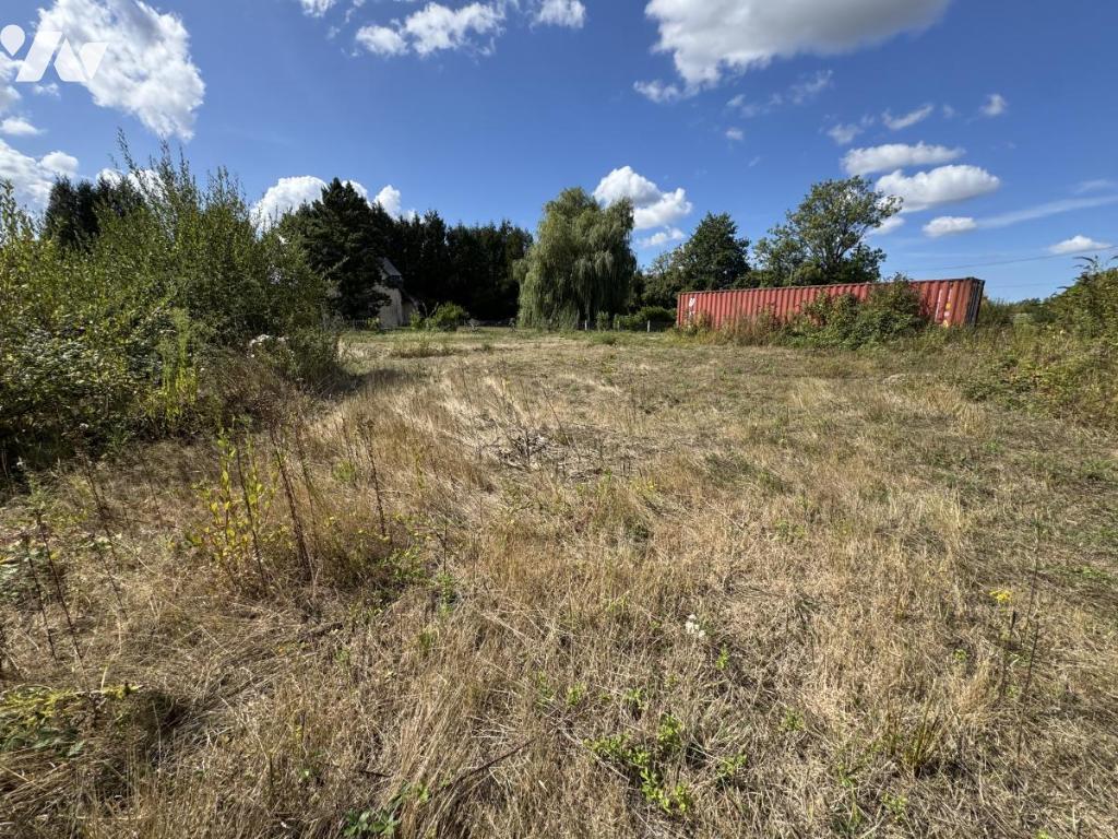 Terrain 1652 m² · à Saint-Benoît-d'Hébertot · 1 652 m² · 140 000 €