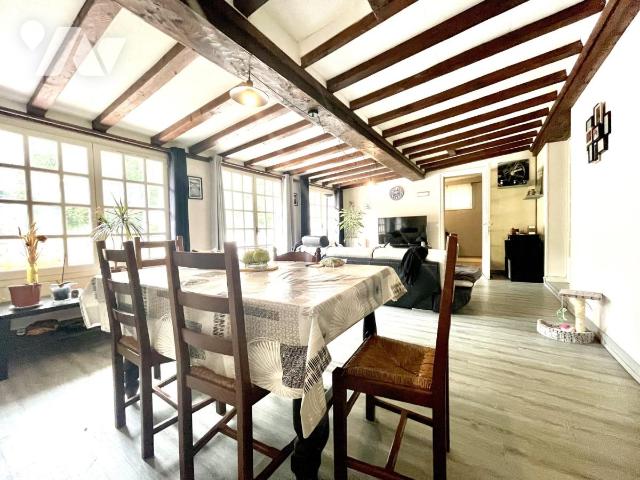 Maison 7 pièces 163 m² · à Lisieux · 163 m² · 220 000 €