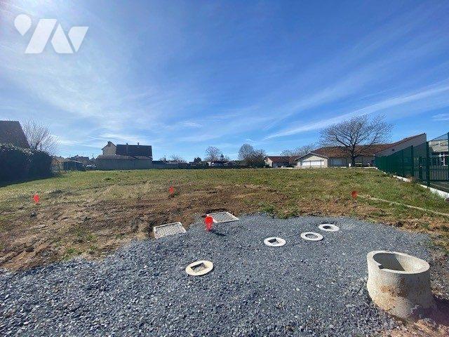 Terrain 636 m² · à Mézidon Vallée d'Auge · 636 m² · 76 106 €