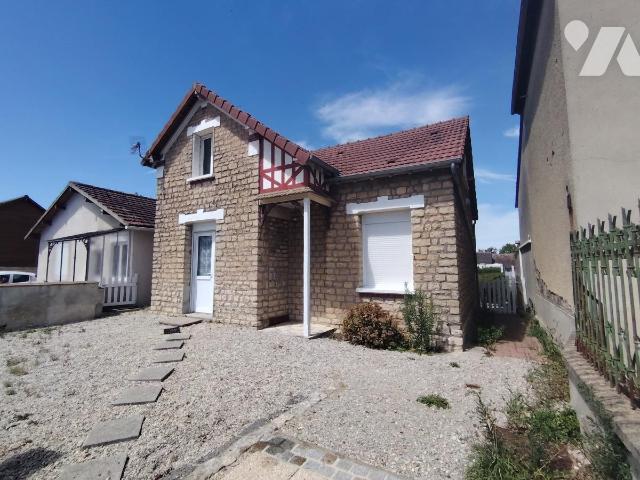 Maison 97 m² · à Mézidon Vallée d'Auge · 97 m² · 150 000 €