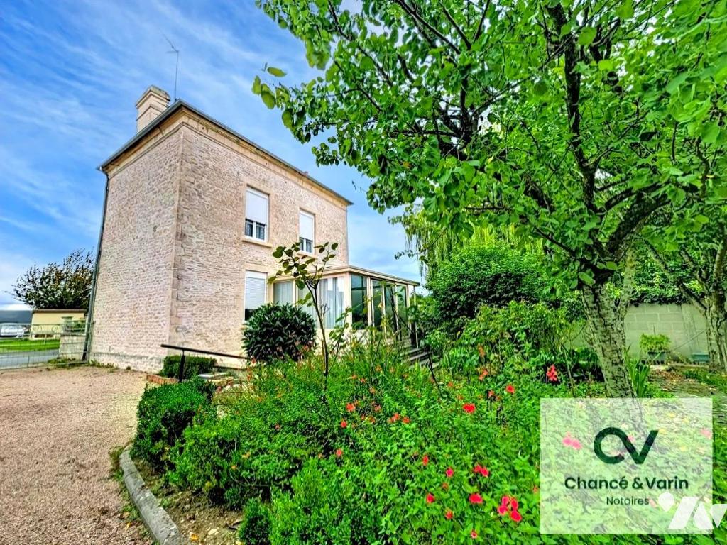 Maison 88 m² · à Mézidon Vallée d'Auge · 88,3 m² · 190 000 €