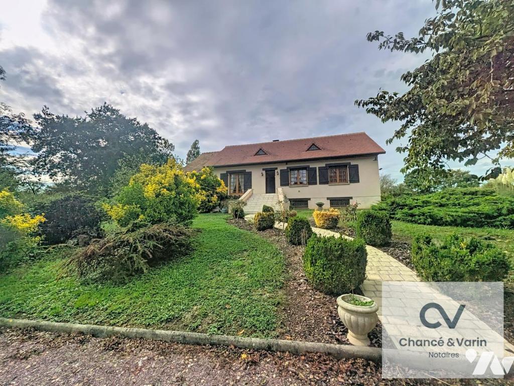 Maison 6 pièces 150 m² · à Mézidon Vallée d'Auge · 150 m² · 282 000 €