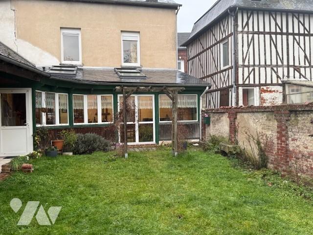 Maison 148 m² · à Brionne · 148 m² · 145 000 €