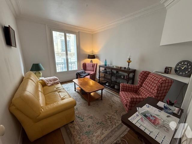 Appartement 3 pièces 49 m² · à Paris 19e Arrondissement · 48,7 m² · 375 000 €