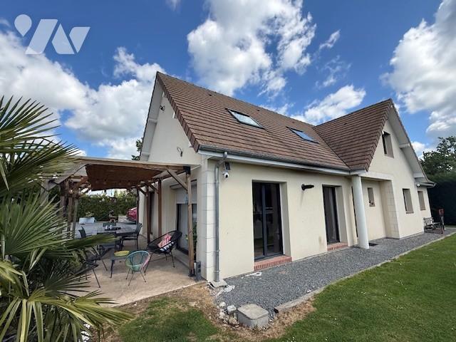 Maison 8 pièces 194 m² · à Bournainville-Faverolles · 194,2 m² · 330 000 €