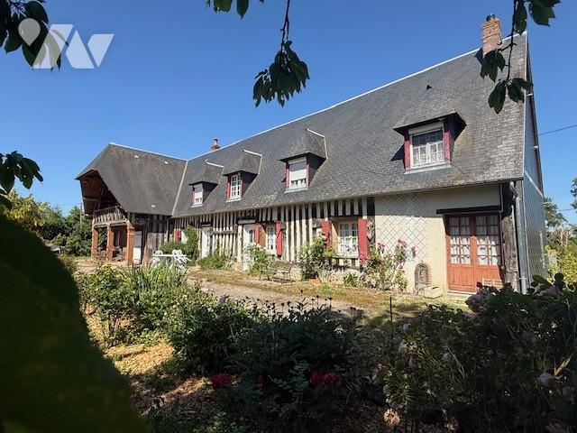 Maison 5 pièces 209 m² · à Saint-Aubin-du-Thenney · 209 m² · 310 000 €
