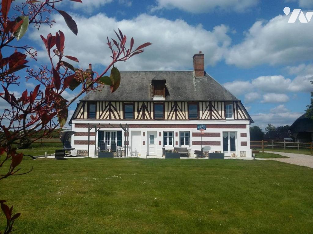 Maison 5 pièces 176 m² · à Courtonne-les-Deux-Églises · 176 m² · 280 000 €