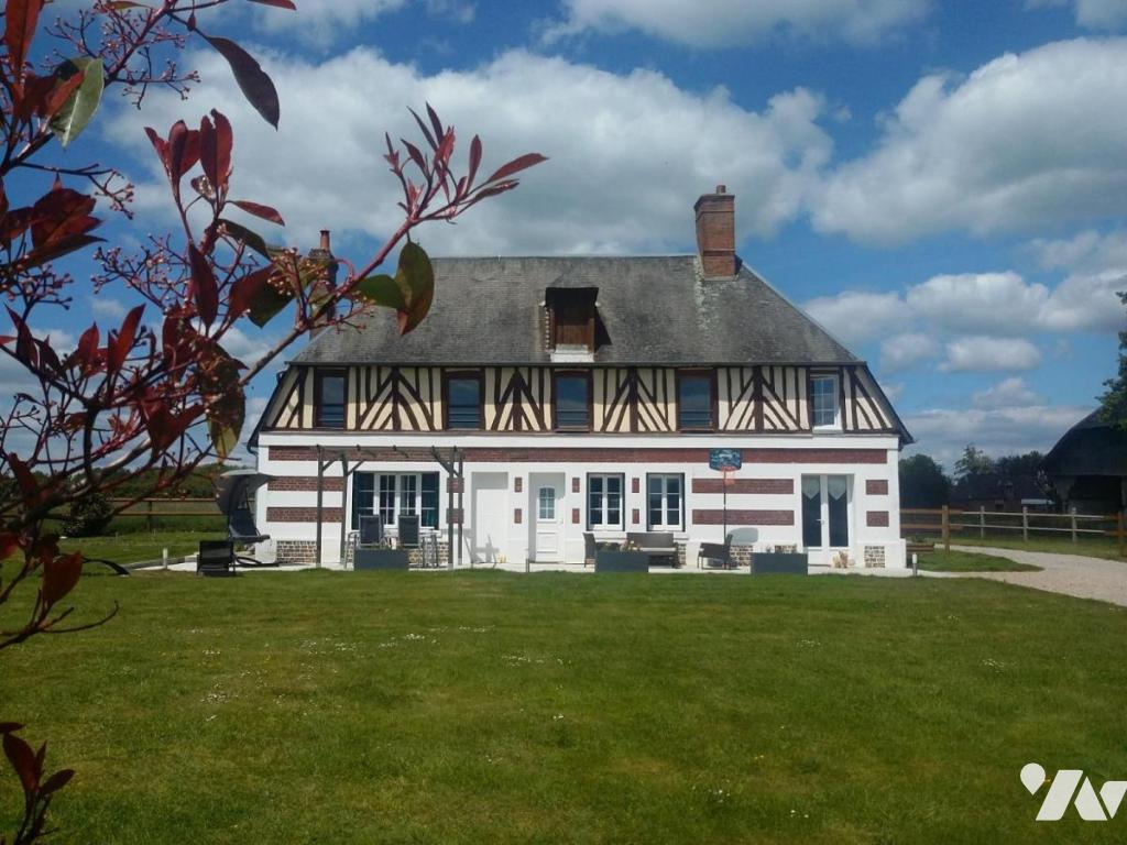 Maison 5 pièces 176 m² · à Thiberville · 176 m² · 280 000 €