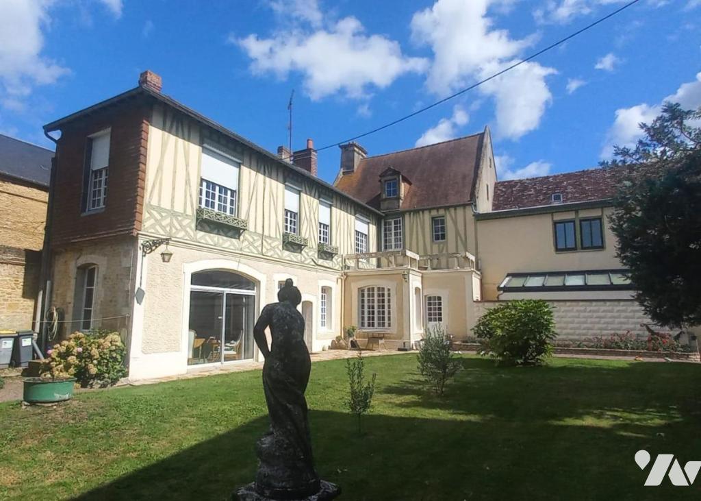 Maison 10 pièces 208 m² · à Saint-Pierre-en-Auge · 208 m² · 316 000 €