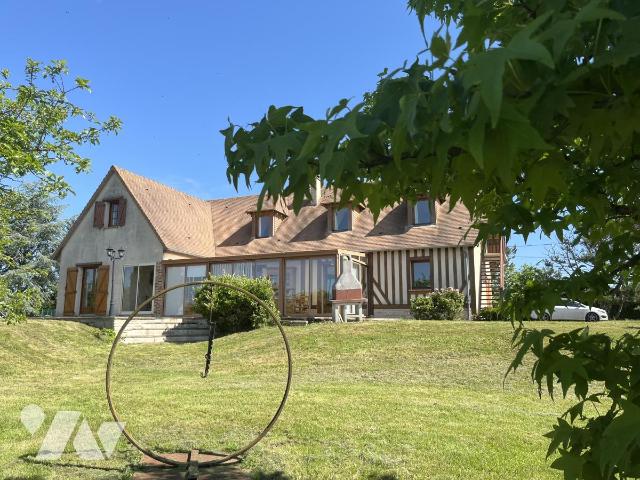Maison 182 m² · à Hotot-en-Auge · 182 m² · 595 000 €