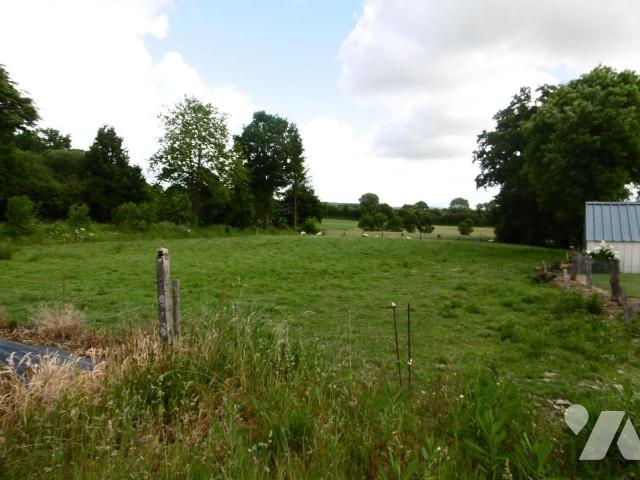 Terrain 2926 m² · à Souleuvre en Bocage · 2 926 m² · 38 000 €