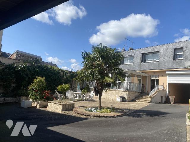 Maison 7 pièces 207 m² · à Flers · 207 m² · 240 000 €