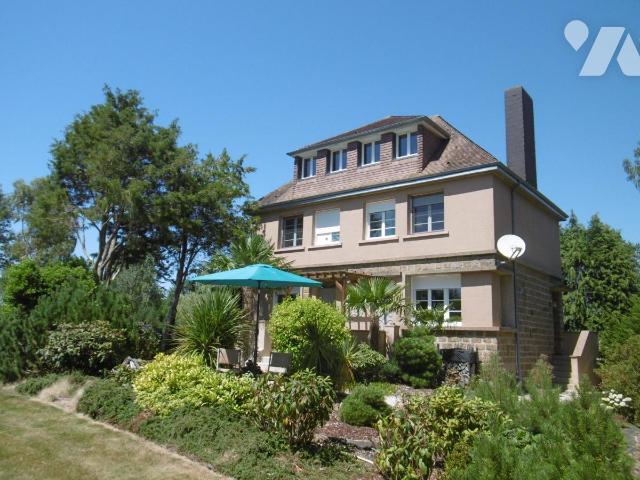 Maison 7 pièces 147 m² · à Souleuvre en Bocage · 147 m² · 400 000 €