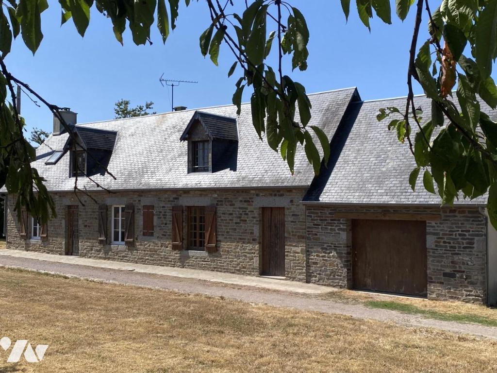 Maison 86 m² · à Moncy · 86 m² · 90 000 €