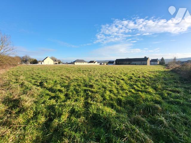 Terrain — Dialan sur Chaîne