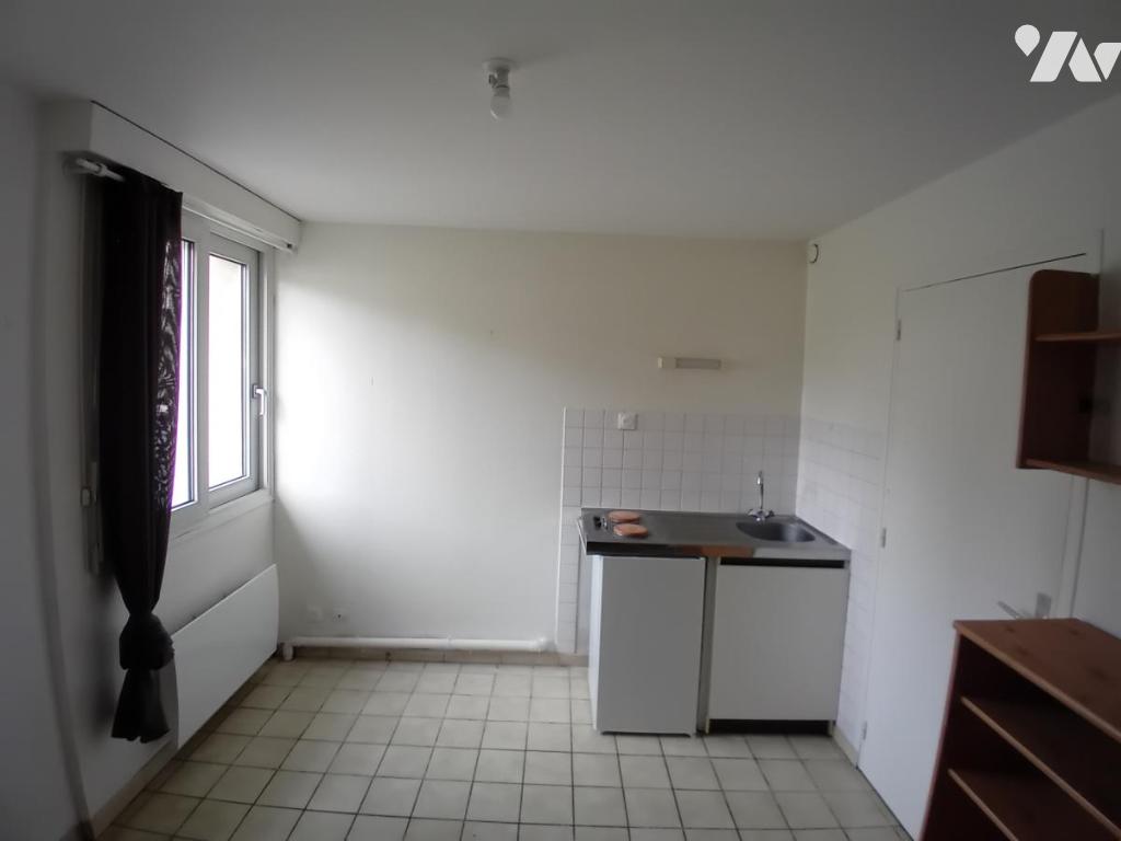 Appartement 1 pièce 12 m² · à Caen · 12,3 m² · 349 €/mois