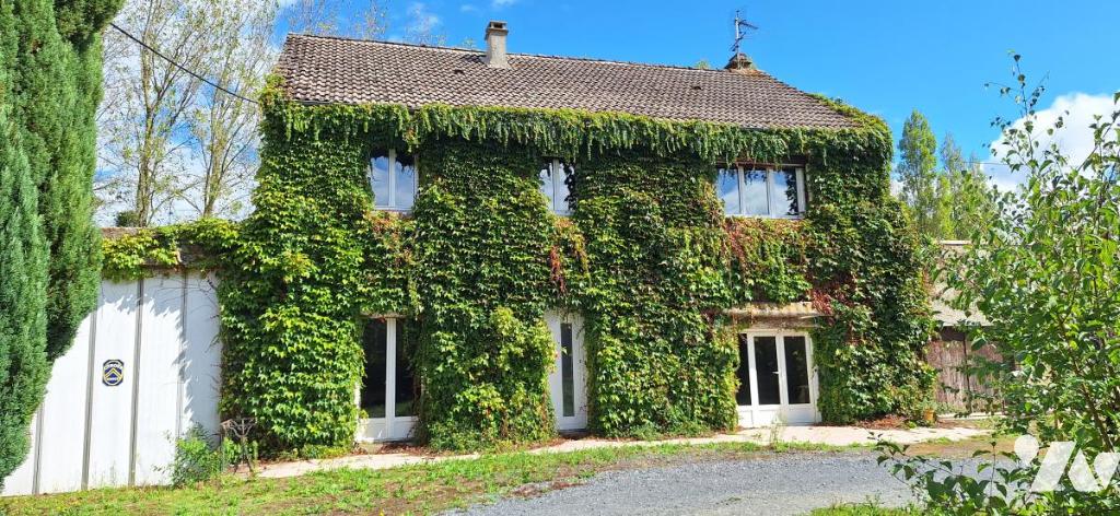 Maison 5 pièces 156 m² · à Caumont-sur-Aure · 156 m² · 140 000 €