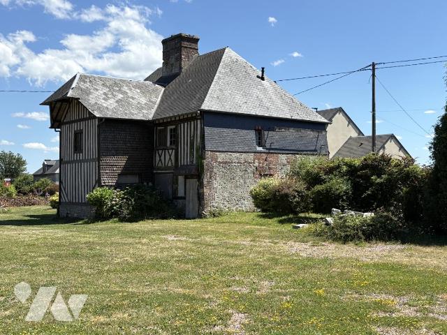 Maison 213 m² · à Le Pré-d'Auge · 213 m² · 150 000 €