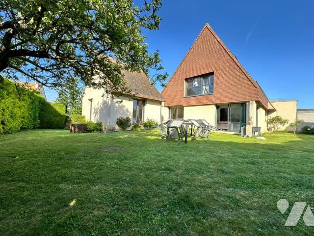 Maison 6 pièces 168 m² · à Fontenay-le-Marmion · 168 m² · 367 000 €