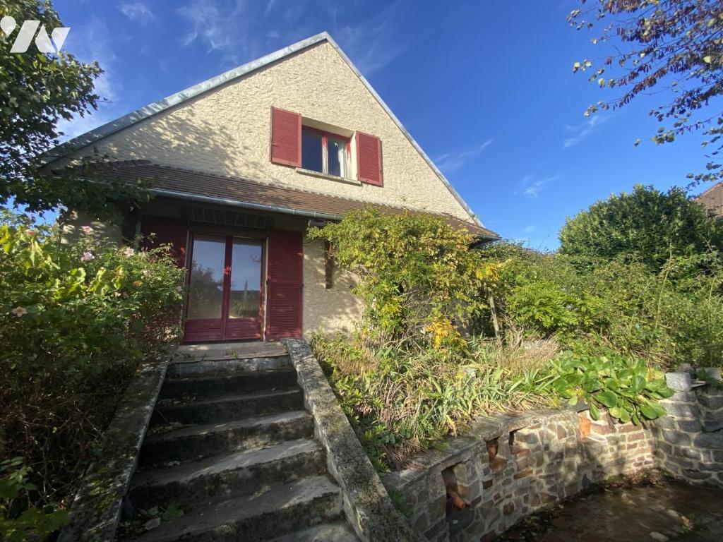 Maison 5 pièces 130 m² · à Saint-Martin-de-May · 130 m² · 270 000 €