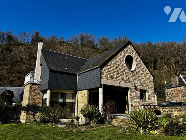 Vente - Maison / villa - VIRE - 282 m² - 8 pièces - 14101-13