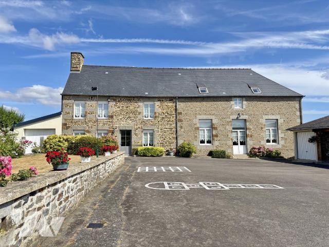 Maison 6 pièces 185 m² · à Vire Normandie · 184,5 m² · 312 000 €