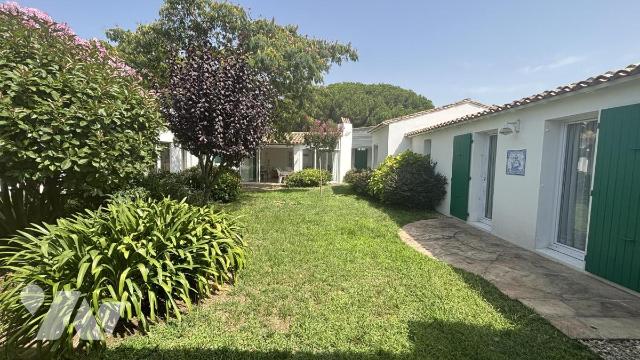 Maison 8 pièces 192 m² · à Le Bois-Plage-en-Ré · 192 m² · 1 700 000 €