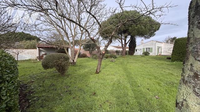 Maison 6 pièces 104 m² · à Loix · 104 m² · 1 100 000 €