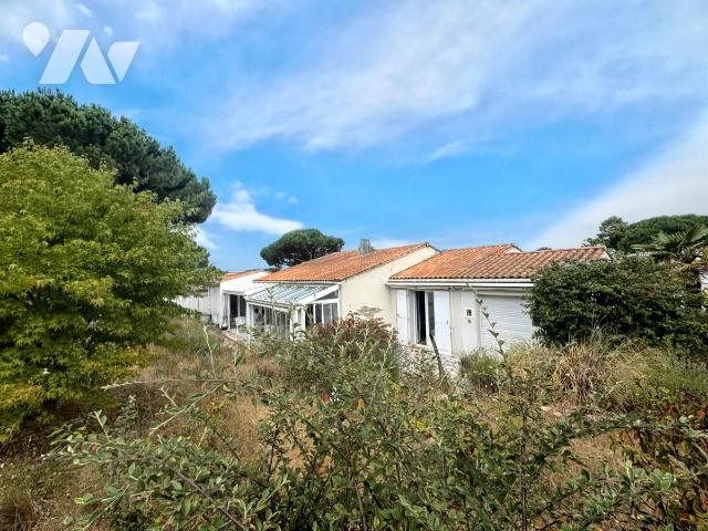 Maison 5 pièces 120 m² · à Flotte · 120 m² · 700 000 €