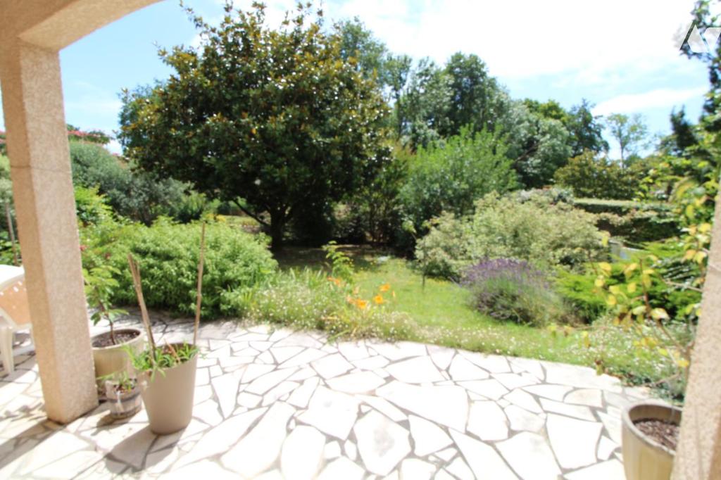 VENTE maison-ST PALAIS SUR MER (17)