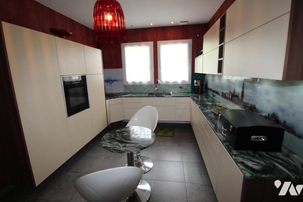 VENTE maison-ST PALAIS SUR MER (17)