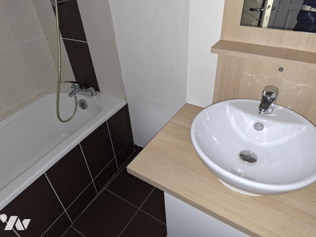 VENTE immeuble-SAINTES (17)