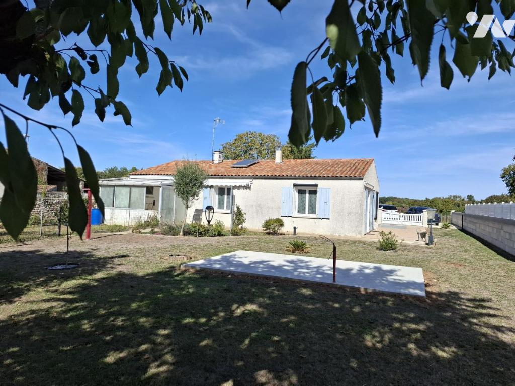 Maison 3 pièces 73 m² · à Beurlay · 73 m² · 165 000 €