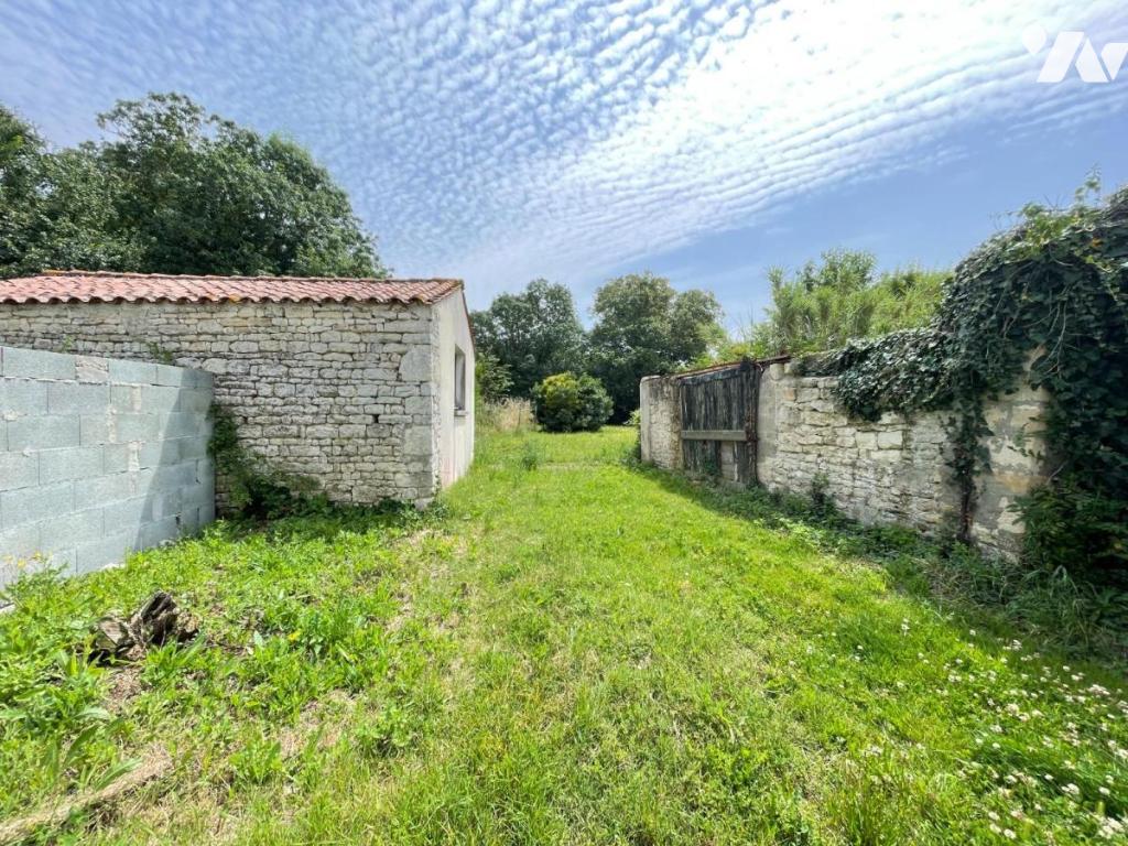 Terrain 1103 m² · à Thairé · 1 103 m² · 160 000 €