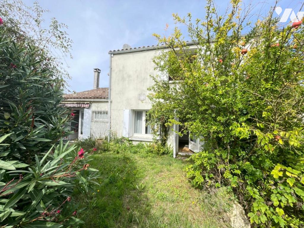Maison 4 pièces 110 m² · à Croix-Chapeau · 110 m² · 180 000 €