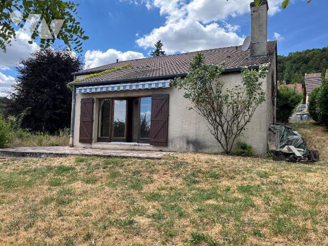 Maison 7 pièces 194 m² · à Corcelles-les-Monts · 194 m² · 330 000 €