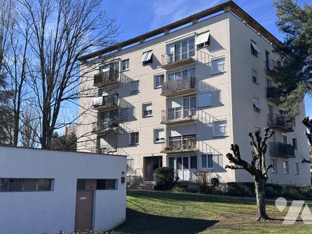 Appartement 4 pièces 75 m² · à Dijon · 75,3 m² · 62 000 €