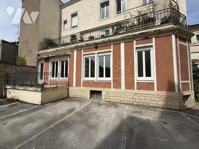 Appartement 6 pièces 140 m² · à Dijon · 140 m² · 345 000 €