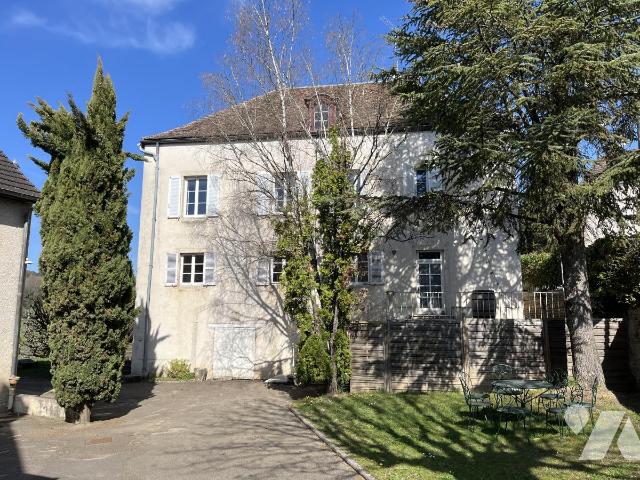 Maison 870 m² · à Beaune · 870 m² · 997 500 €