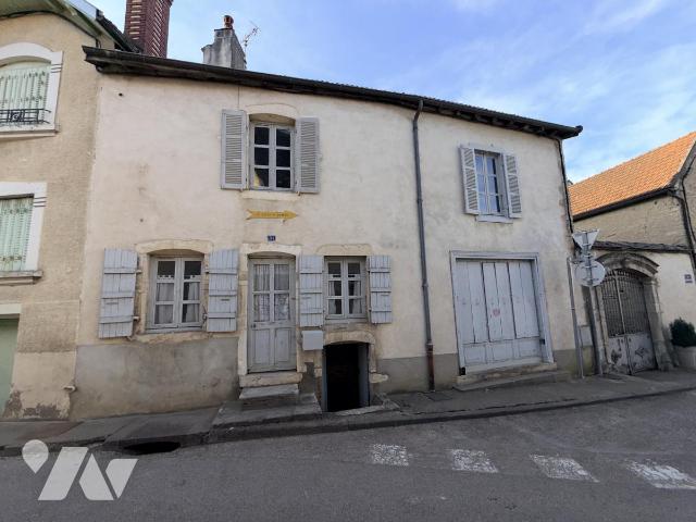 Maison 64 m² · à Auxey-Duresses · 63,6 m² · 74 000 €