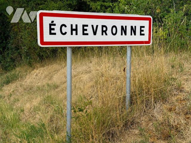 Terrain — Échevronne