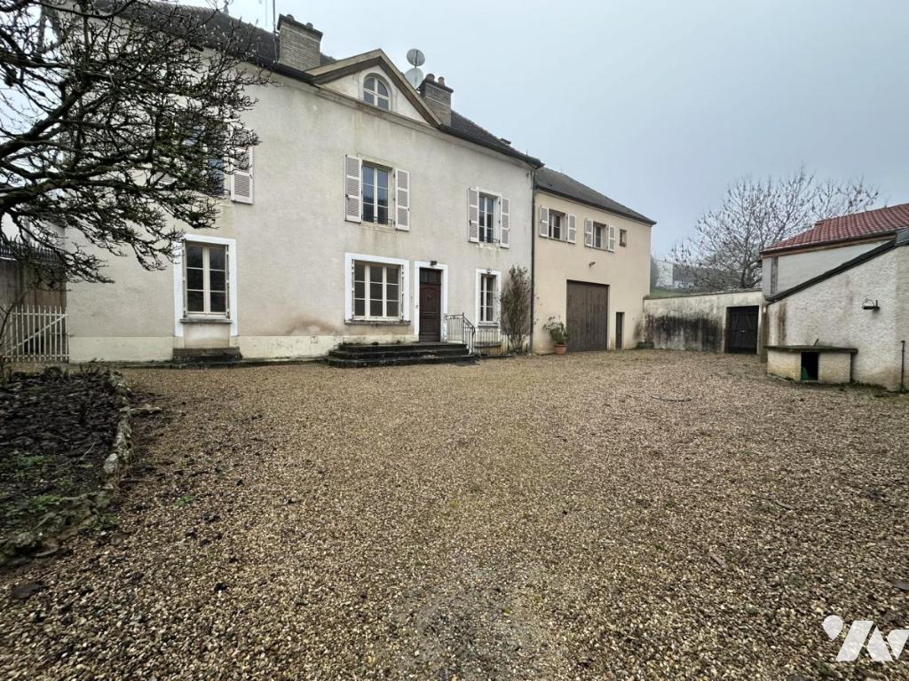 Maison 6 pièces 225 m² · à Saint-Romain · 225 m² · 301 887 €