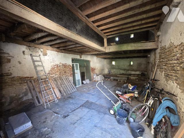 Maison 1 pièce 130 m² · à Nolay · 130 m² · 35 000 €