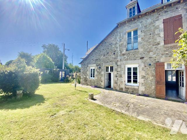 Vente - Maison / villa - LAMBALLE - 160 m² - 8 pièces - 22001-561